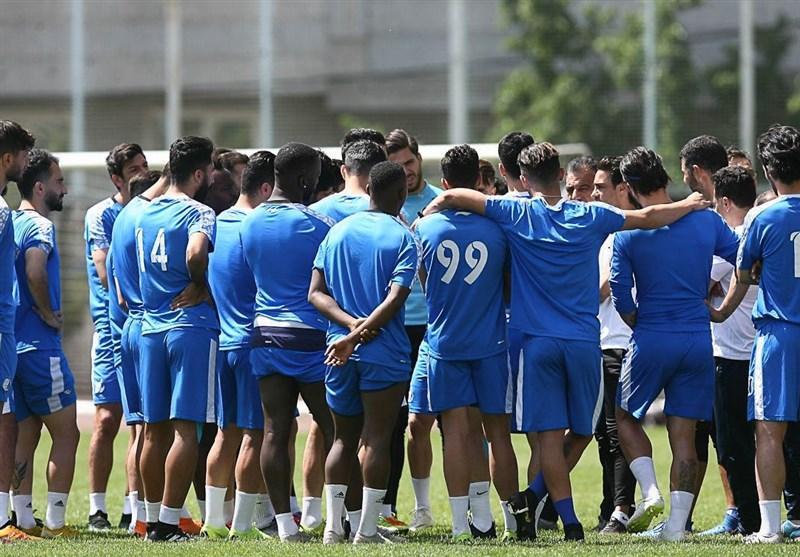 حضور بازیکنان استقلال در تست های پزشکی عکس حضور بازیکنان استقلال در تست های پزشکی