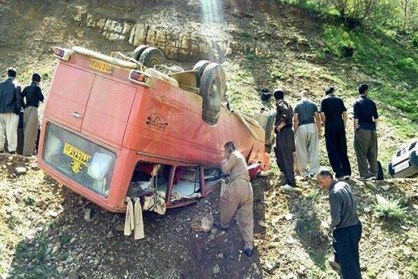 18 مصدوم در واژگونی یک مینی بوس در ایذه 18 مصدوم در واژگونی یک مینی بوس در ایذه