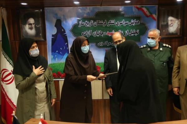 حماسه سازی های بانوان در انقلاب اسلامی برای نسل جوان بازگو حماسه سازی های بانوان در انقلاب اسلامی برای نسل جوان بازگو شود