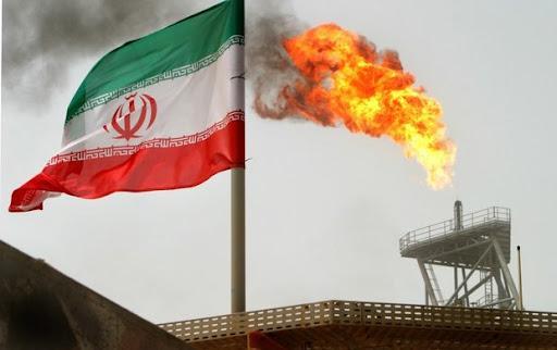 امضای توافق سوآپ گازی بین ایران، ترکمنستان و جمهوری آذربایجان امضای توافق سوآپ گازی بین ایران، ترکمنستان و جمهوری آذربایجان در حاشیه اجلاس اکو