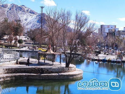 سراب روانسر یکی از جاذبه های دیدنی استان کرمانشاه به شمار سراب روانسر یکی از جاذبه های دیدنی استان کرمانشاه به شمار می رود