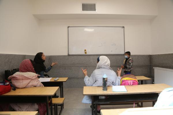 4جوان دهه هفتادی، حامی 100 کودک کار 4جوان دهه هفتادی، حامی 100 کودک کار